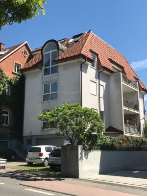 Lichtdurchflutete 2- Zimmer Wohnung in Wiesloch * Zentral, Balkon & EBK *