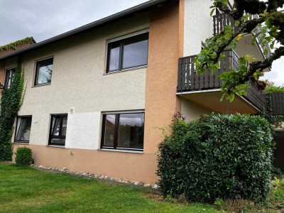 Renovierte Wohnung mit 2,5 Zimmern sowie Terrasse und EBK in Taunusstein
