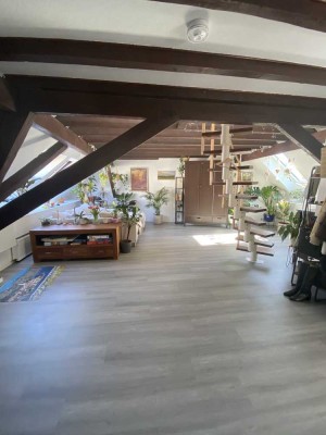 Vollständig renovierte 1,5-Raum-Wohnung mit Einbauküche in Bonn