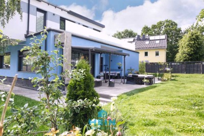 Architektur trifft Lifestyle: Design-Einfamilienhaus mit Pool, Sauna & Einliegerwohnung in Chemnitz