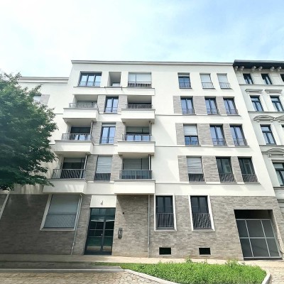 Luxuriöser Neubau mit Terrasse & offener Küche – 3 Zimmer mit grünem Ausblick