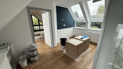 Helle 1-Zimmer Dachgeschosswohnung zu vermieten