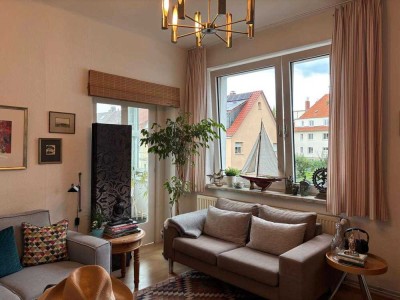 Großzügige 4-Zimmer-Wohnung mit Wintergarten in Göttingen, WG-geeignet