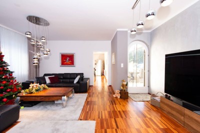 Exquisites Einfamilienhaus in sonniger Ruhelage von Thal bei Graz - 440 m² Gesamtfläche!