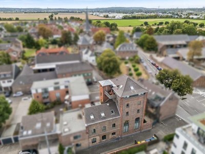 Traumhafte 4-Zimmer-Wohnung in kernsaniertem Industriedenkmal mit Fernblick über Alt-Widdersdorf