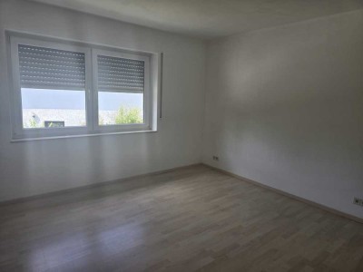 Helle 3-Zimmer EG-Terrassenwohnung  in 2 Familien Haus