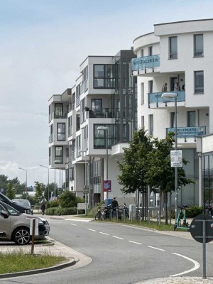 Entdecke die Schönheit von Warnemünde! Traumhafte Wohnung mit Wintergarten und Balkon zu verkaufen.