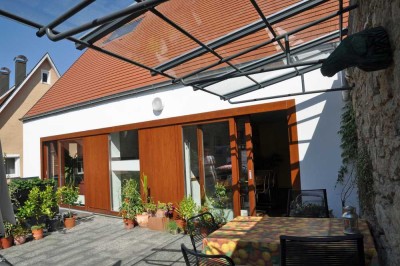 Stadthaus statt Wohnung! Terrasse mit Ausblick! Energetisch saniertes Wohlfühlhaus!