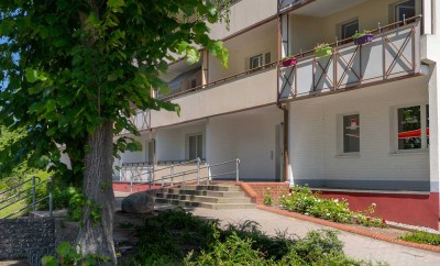 Schöne Wohnung mit geräumiger Wohnküche