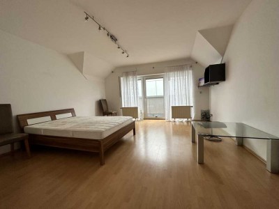2-Zimmer-Wohnung direkt am Dreiecksplatz