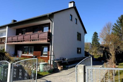 Großzügige Doppelhaushälfte in ruhiger Siedlungslage