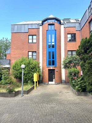 Stadtnahe 2 Zimmer Eigentumswohnung mit Loggia u. TG-Stellplatz in beliebter Wohnanlage