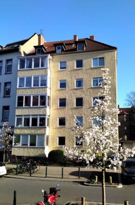 Helle, großzügige 1-Zimmer-Wohnung mit Einbauküche im östlichen Ringgebiet