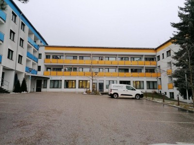 Gemütliche 2-Zimmer Wohnung mit Loggia in bekannter Wohnlage in Gaspoltshofen
