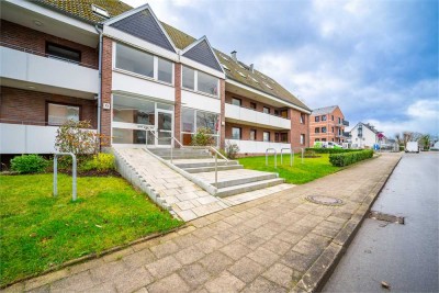 Scharbeutz, Hansastraße - strandnahe 2-Zimmer-Wohnung + Balkon + Tiefgaragen-Stellplatz