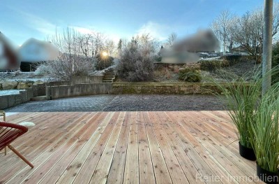 Hofbieber/Langenbieber-Lebensqualität pur: Frisch renovierte 3-Zi-Wohnung mit idyllischer Terrasse u