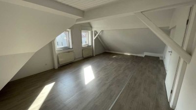 Attraktive Dachgeschosswohnung in im Zentrum von Wiedenbrück