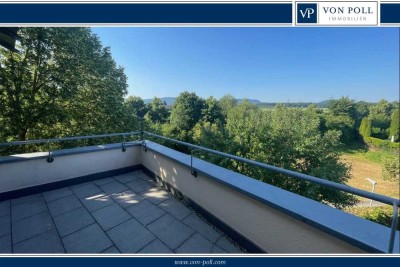 Innovatives Energiesparhaus mit exklusiver Dachterrasse und gepflegtem kleinen Garten
