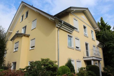 Attraktive 3-Zimmer Wohnung mit Garten in schöner Wohnlage von Siegburg!