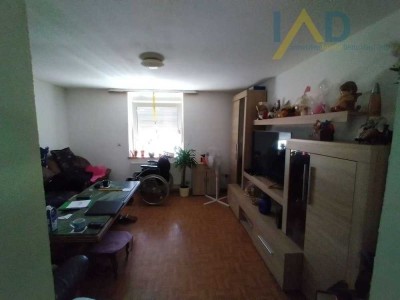 Einfamilienhaus mit Scheune