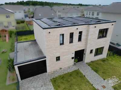 Moderne Stadtvilla mit Stil, Effizienz und Wohnkomfort – im Rousseau Park Ludwigsfelde