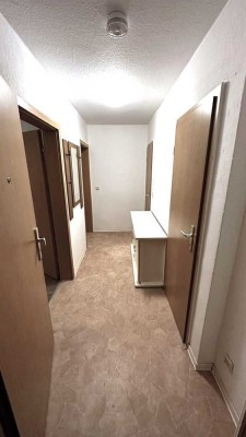 Helle 3-Zimmer-Wohnung und Balkon zu vermieten - Christgrün