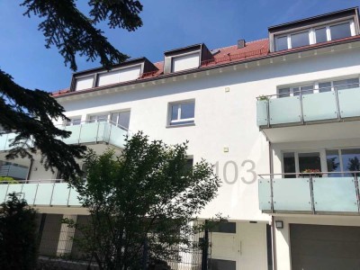 Gehobene 3-Zimmer Maisonettwohng in zentraler Lage von Degerloch (Nähe ISS)