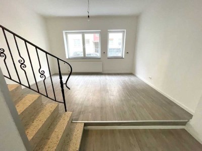 Modernisierte Eigentumswohnung / 40m² Wohnfläche + 44m² Nutzfläche (Obergeschoss und Hinterhof)