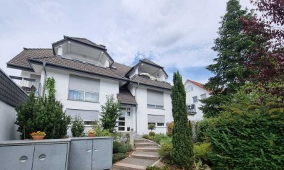 Lichtdurchflutete Maisonette mit Galerie & Balkon in Toplage – provisionsfrei von privat