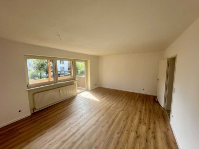 Erstbezug nach Renovierung: helle 3-Zimmer-Wohnung in idyllischer Lage