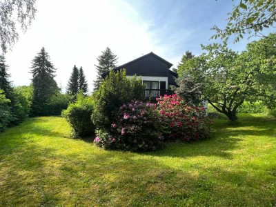 Großes Einfamilienhaus mit schönem Garten in Bayreuth / Wolfsbach