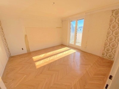 PROVISIONSFREI VOM EIGENTÜMER! UNSANIERTE 2-ZIMMER DG-WOHNUNG MIT TERRASSE NAHE FLORIDSDORFER BRÜCKE!