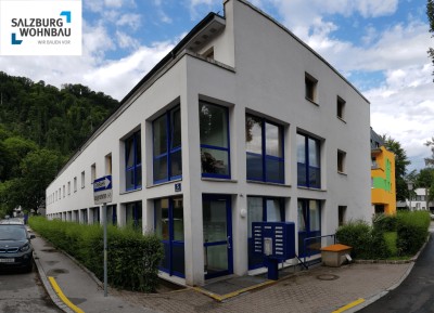 Großzügige, gemütliche 3-Zimmer Wohnung mit Loggia in Salzburg!