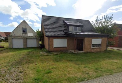 Traum für Handwerker! Sanierungsbedürftiges Einfamilienhaus