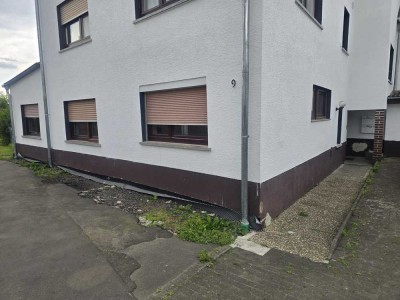 830 € - 92 m² - 3.0 Zi.