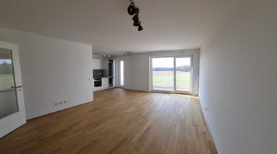 Exklusive, neuwertige 3-Zimmer-Dachgeschosswohnung