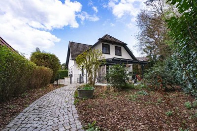 Design trifft Gemütlichkeit: Ihr neues Traumhaus wartet auf Sie in Buchholz - Steinbeck.