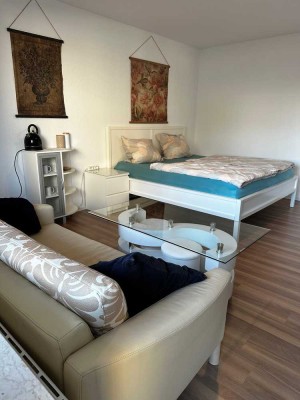 Möblierte Wohnung mit Balkon und neuer Einbauküche in Köln/ nächster Besichtigungstermin 23.08.