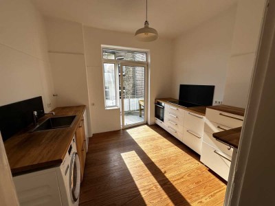 Vollständig renovierte 3-Zimmer-Wohnung mit Balkon in Kiel