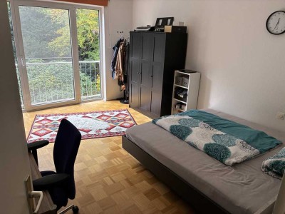Helle 3,5-Zimmer Wohnung mit Balkon im 3. OG in Wuppertal-Heckinghausen