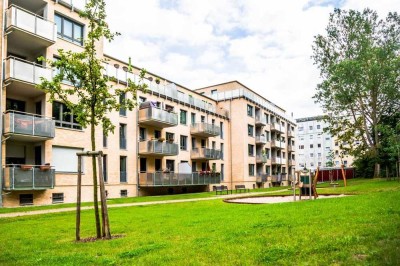 Großer Balkon, Tageslichtbad, sep. Küche