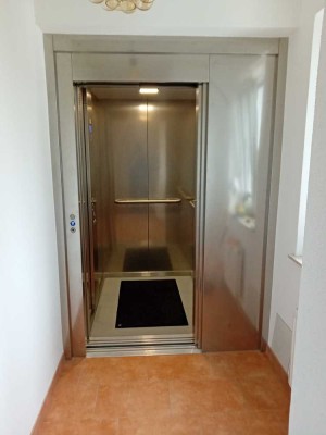 Helle 3,5-Zimmer Wohnung mit Balkon im 1. OG in Bad Nauheim