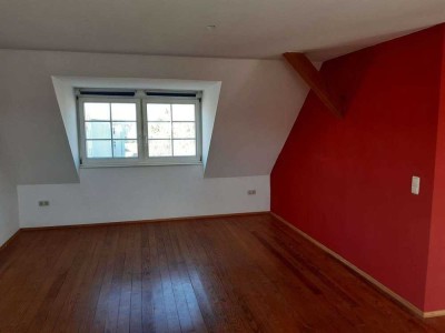 Sanierter Altbau - 1-Zimmer-Eigentumswohnung in Zentrumsähe