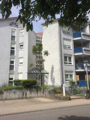 Seniorenwohnanlage ab 60 Jahre - helle 2-Zimmer-Wohnung mit Balkon (WBS)