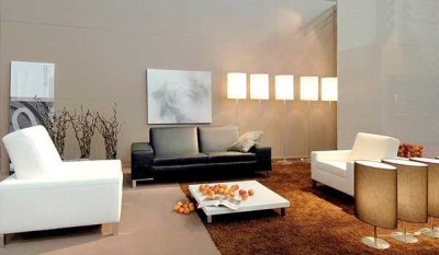 *BEZUGSFREIE 3 ZI WONUNGEN* - ZENTRALE LAGE IN BILK