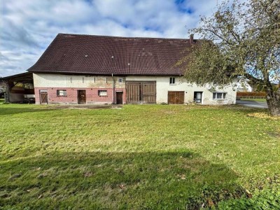 Ehemalige Hofstelle mit Stall und Nebengebäude – Großzügiges Grundstück mit Fördermöglichkeiten