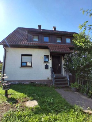 Attraktives Mehrfamilienhaus mit viel Potenzial – Provisionsfrei direkt vom Eigentümer