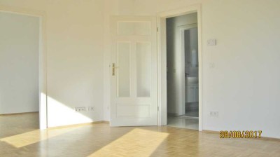 Lichtdurchflutete 3-Zi-Wo mit Mainblick, AB-Stadtmitte, Dalbergstr.