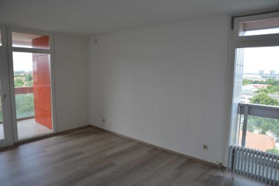 Helle und gut geschnittene 2-Zimmer-Wohnung mit Einbauküche in Wolfsburg