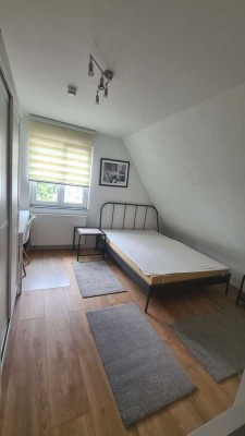 Helles WG Zimmer in ruhiger Lage